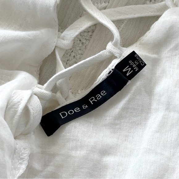 NWT Doe & Rae Patterned Tank with Criss Cross Back, Off White Sz M - Picture 7 of 8